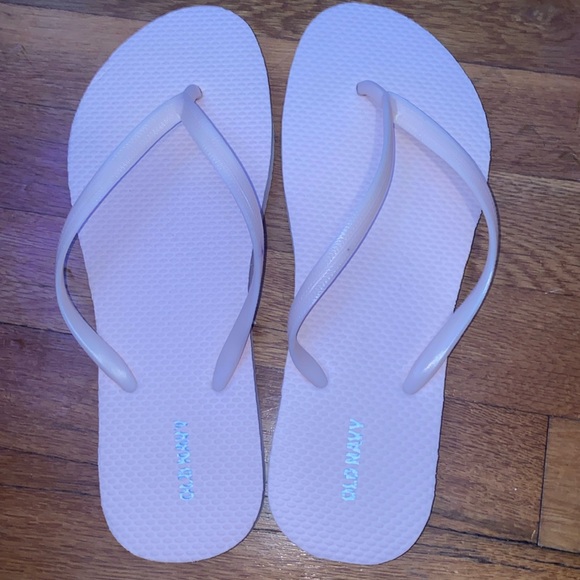 Women’s Size 10 Pink OldNavy Flip flops - Picture 1 of 4